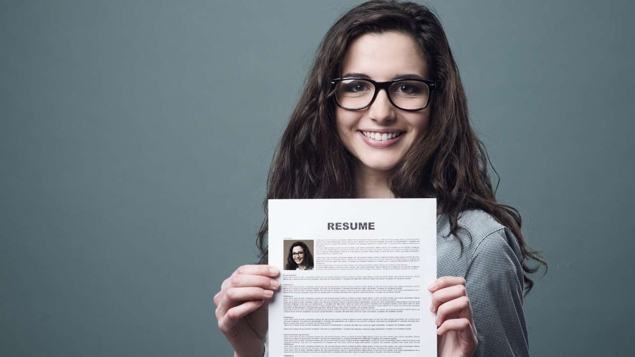 Lampirkan resume di contoh portofolio kerja